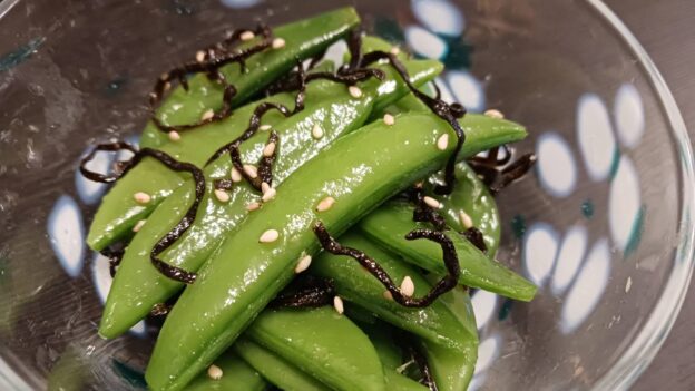 スナップえんどうの無限ナムルで美味しく塩分チャージ…